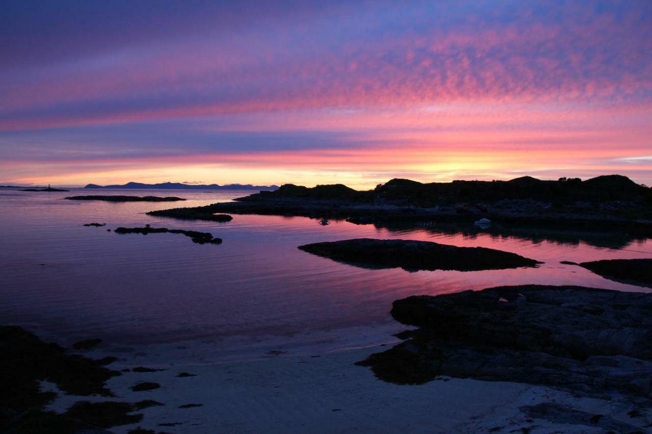 Superior Cottage With Sea View In Senja Senjehesten Luaran gambar