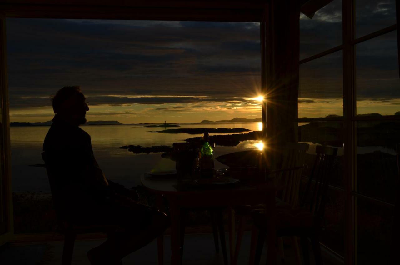 Superior Cottage With Sea View In Senja Senjehesten Luaran gambar