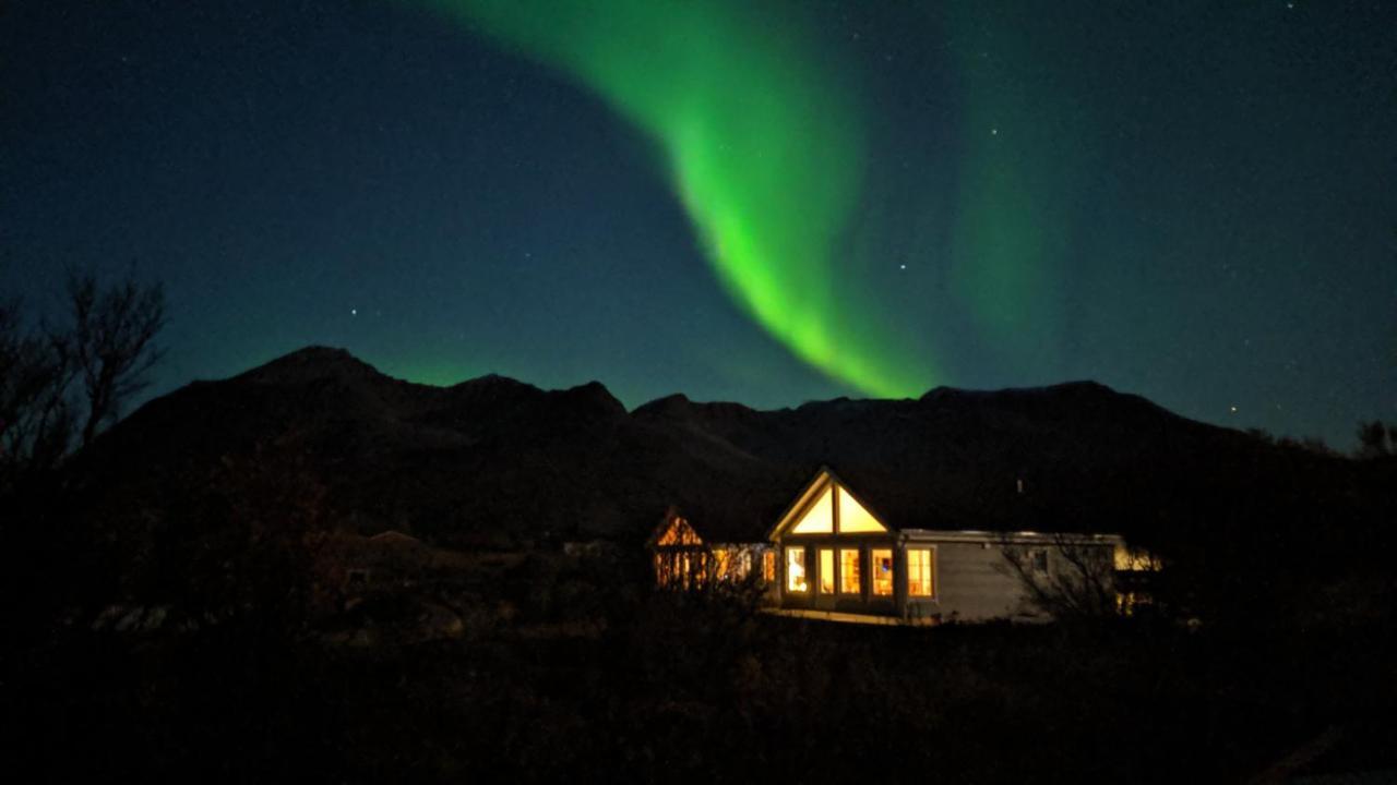 Superior Cottage With Sea View In Senja Senjehesten Luaran gambar